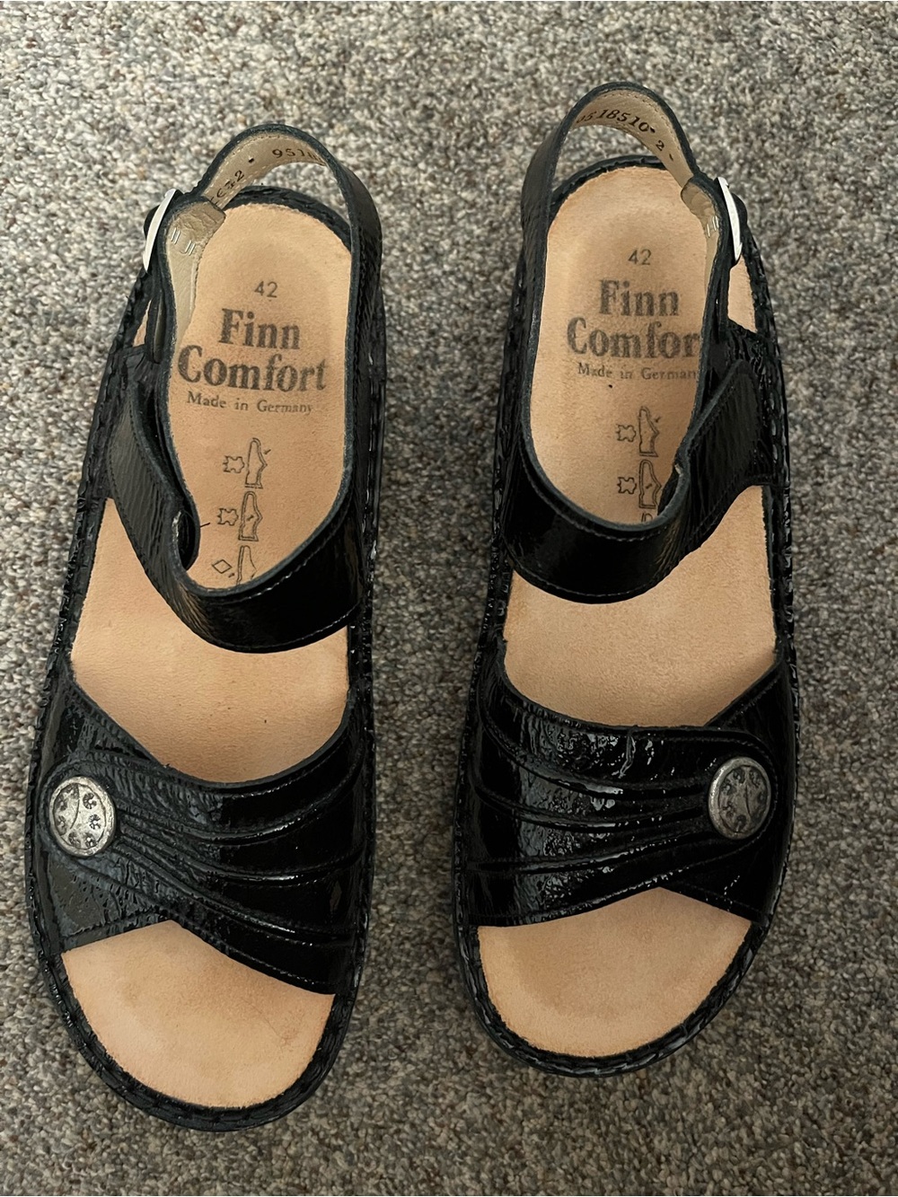 Finn Comfort Sausalito Comfort Sandals in Shiny Black Leather